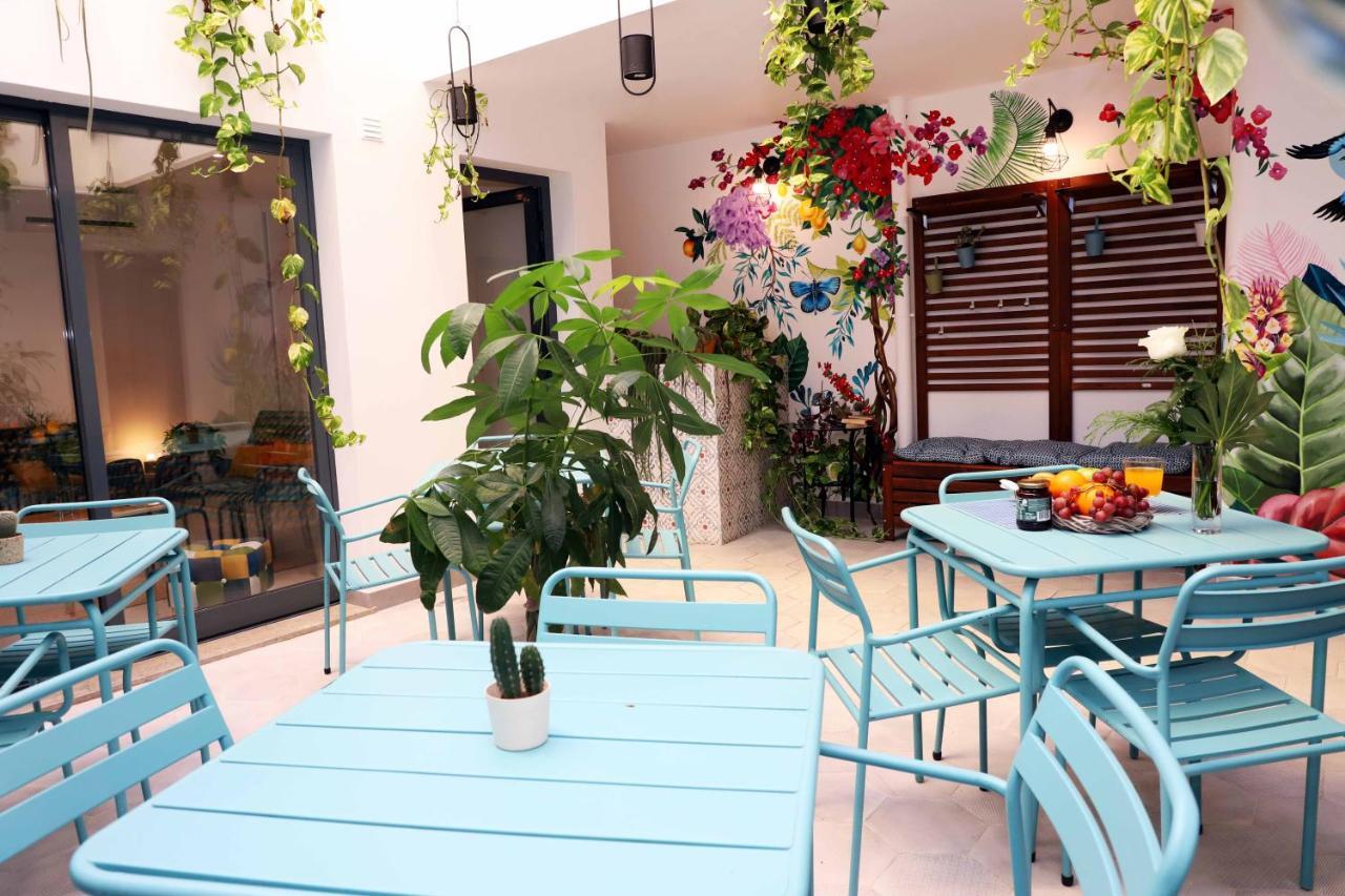 Le Jardin Secret de Faro Guesthouse Extérieur photo